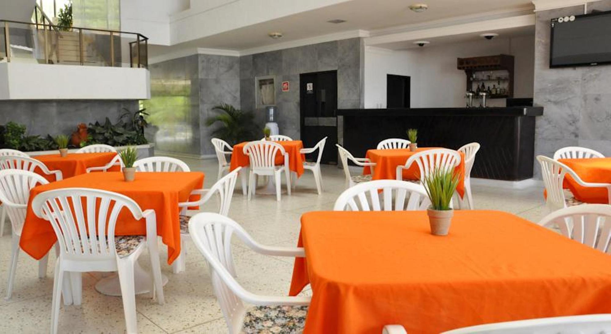 Hotel Yuldama Rodadero Inn Santa Marta  Buitenkant foto
